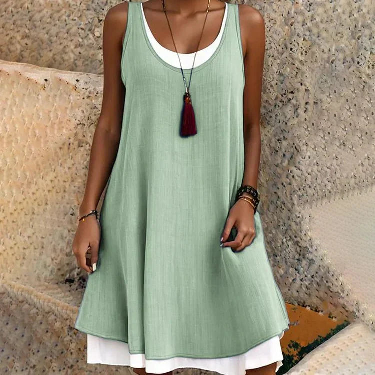 Tessa | Dames Mouwloze Scoop Neck Gelaagde Mini Jurk