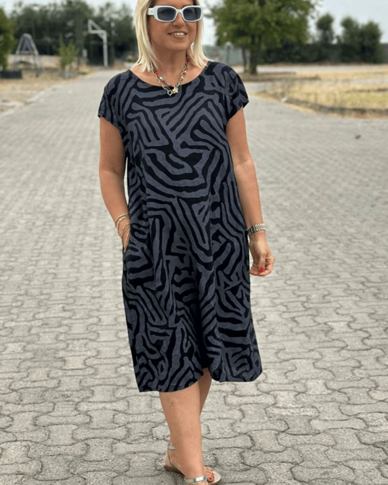 Christina™ | Zomerjurk met Ronde Hals en Elegante Print
