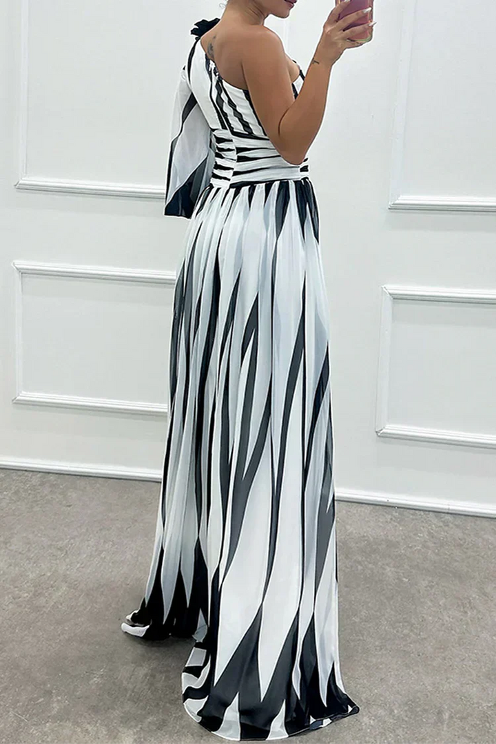Bonnie™ | Elegante Gestreepte Maxi Jurk met Één Schouder