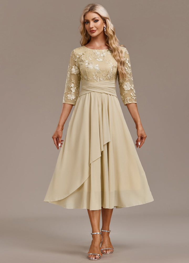 Karla™ | Champagne Bloemen 3/4 Mouw Ronde Hals Jurk