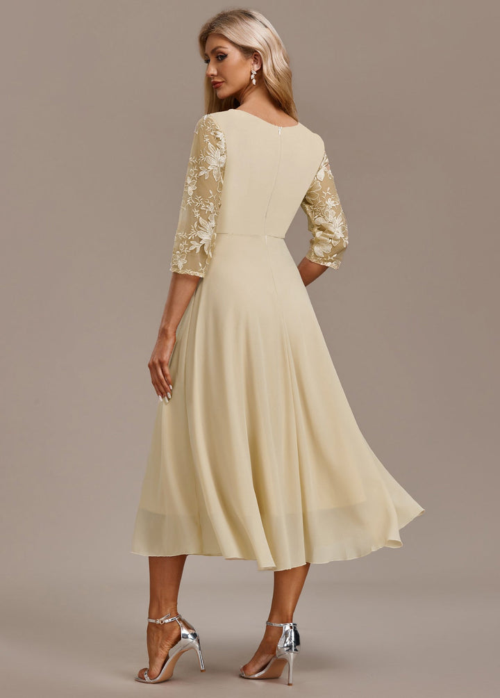 Karla™ | Champagne Bloemen 3/4 Mouw Ronde Hals Jurk