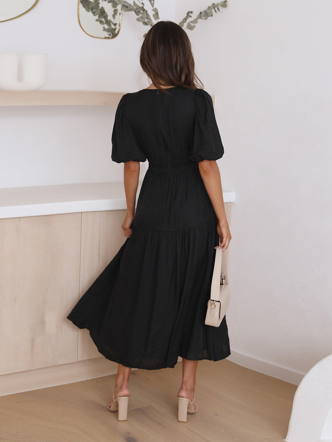 Noelle | Dames Midi-jurk met V-hals en Pofmouwen met Geraffineerde Taille