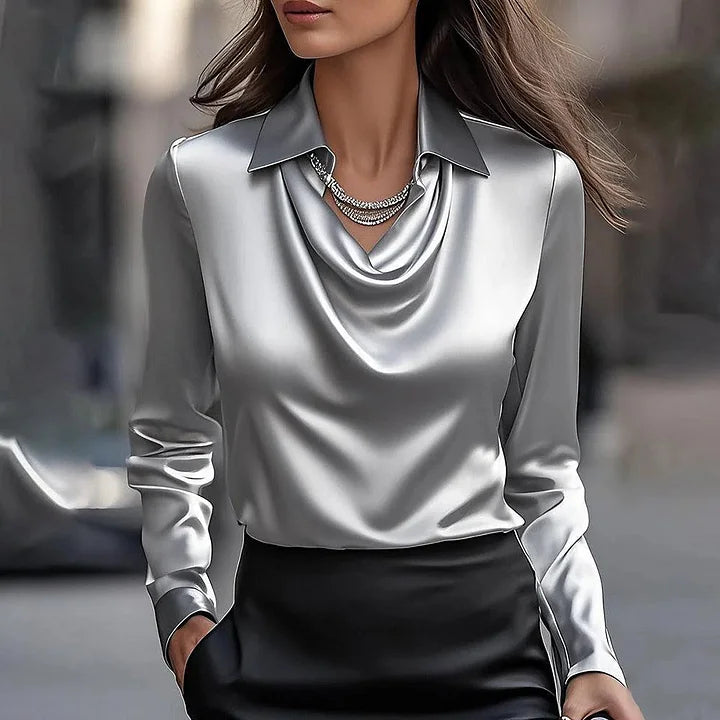 Shannon™ | Elegante Glanzende Blouse met V-Hals