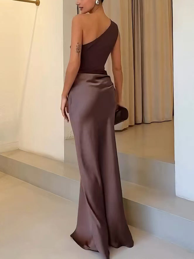 Anita™ | Elegante Maxi Jurk met Een Schouder en Plissé