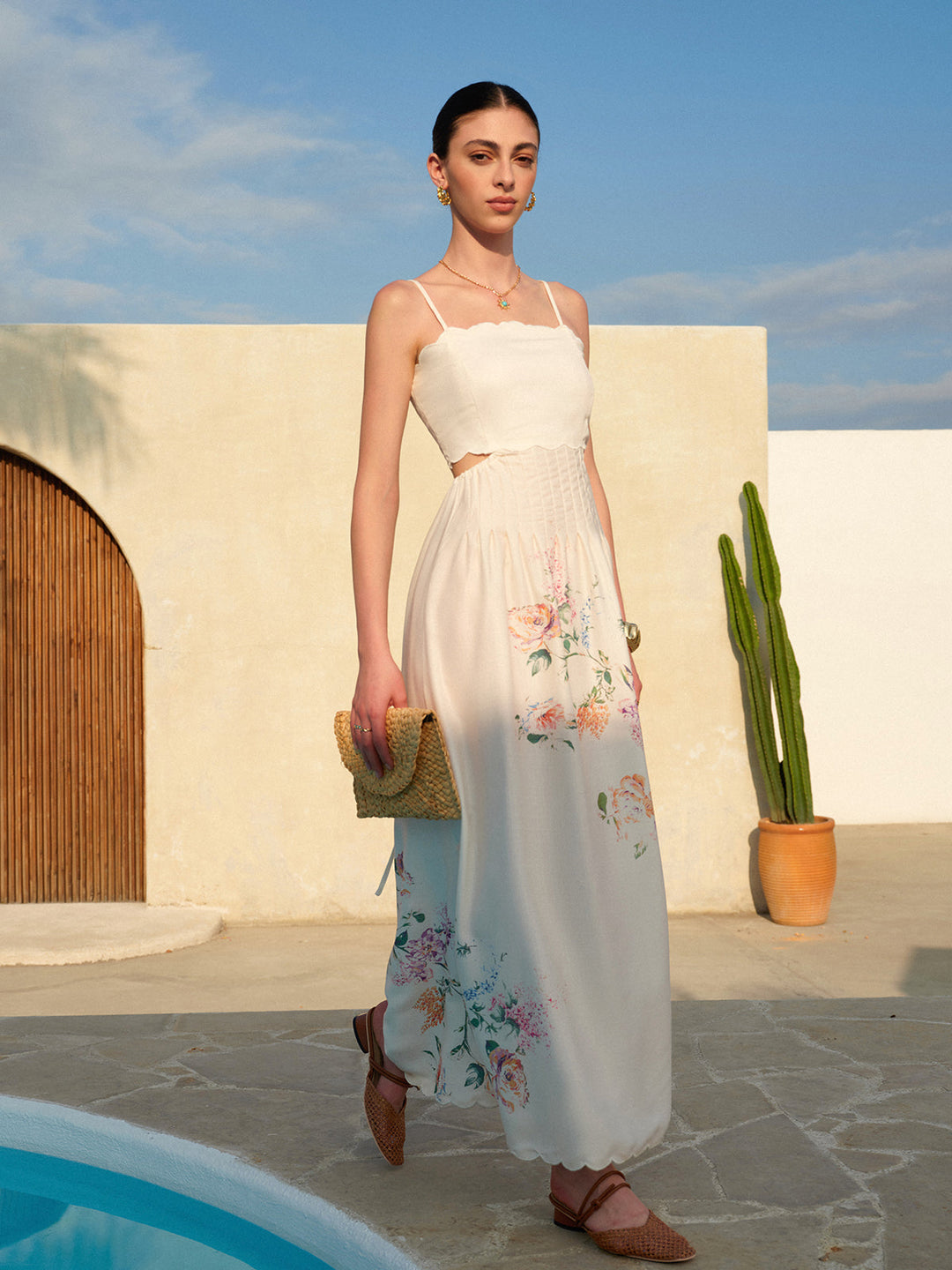 Eden | Dames Bloemen Maxi Jurk Met Uitsnijding Taille Golfzoom Zomerjurk