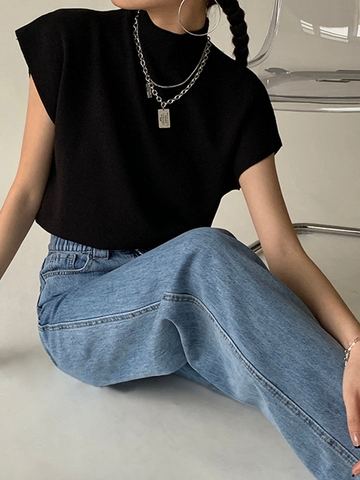 Noira | Dames Mock Neck Mouwloze Top Met Gevoerde Schouders