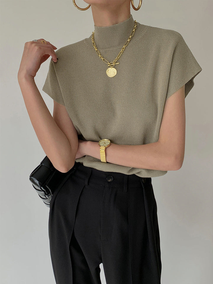 Noira | Dames Mock Neck Mouwloze Top Met Gevoerde Schouders