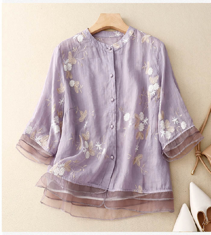 Kourtney™ | Chic Blouse met Bloemaccenten