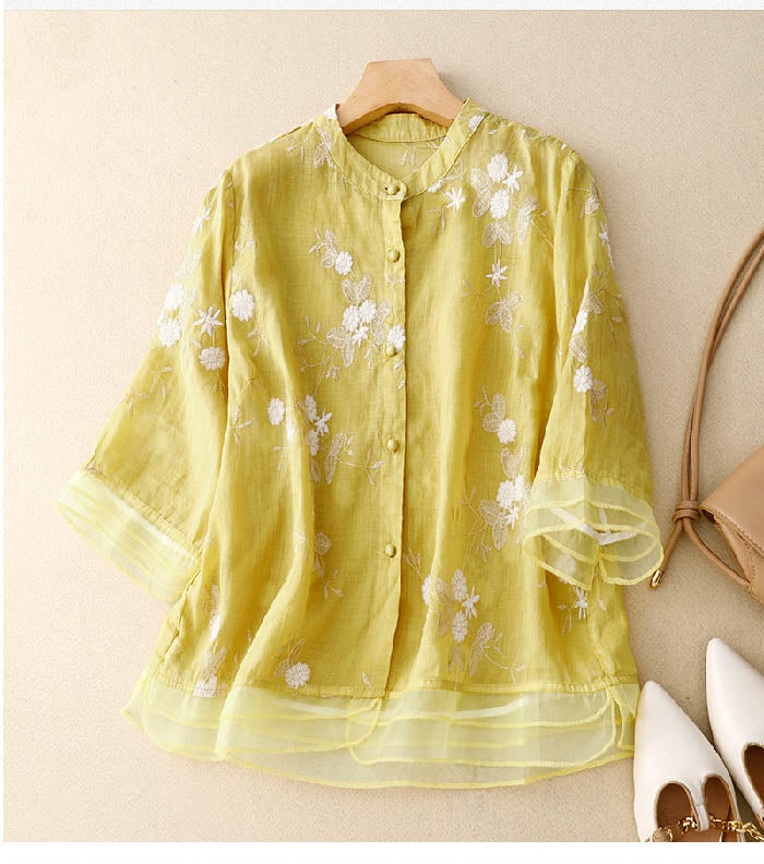 Kourtney™ | Chic Blouse met Bloemaccenten